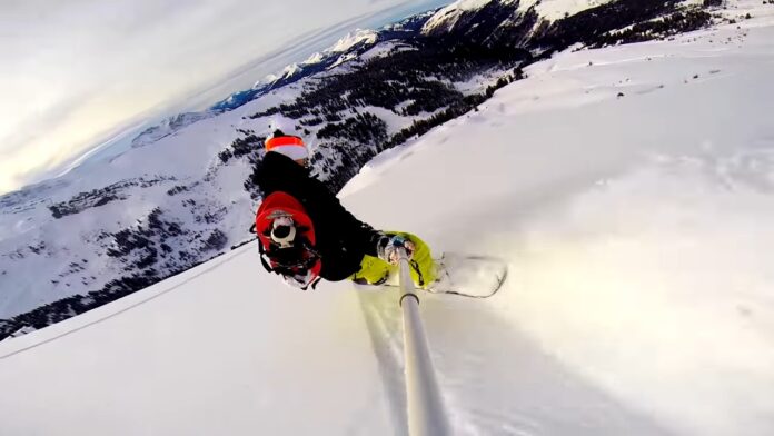 Off Piste - Snowboarding Backcountry